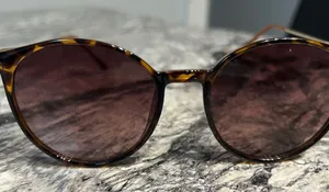 Tortoise Shell Sunglasses Brown thumbnail 1