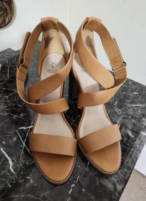 Simple Tan Crisscross Block Heel Sandals Size 8.5 thumbnail 1