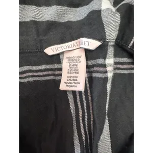 Victorias Secret Size Small Plaid Button Up Longsleeve Pajama Top Black‎ White thumbnail 3