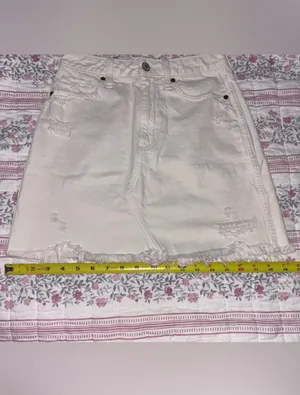 Abercrombie & Fitch White Distressed Skirt thumbnail 9