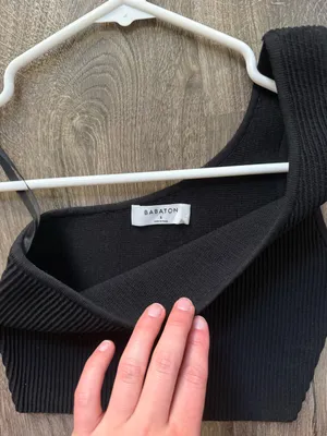 Aritzia Babaton Black One Shoulder Tank  thumbnail 2