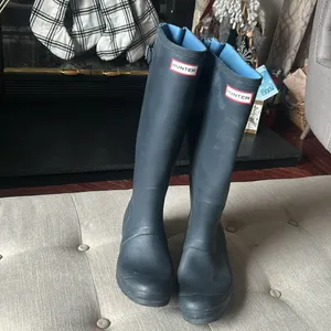 Hunter Women's Original Tall  Boot in Navy Size 8 thumbnail 2