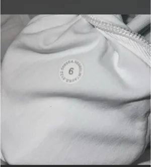 Lululemon Shorts Track That 5" Mid-Rise thumbnail 2