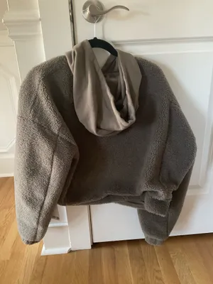 Lululemon Cropped Hoodie thumbnail 2