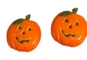 2 Vintage Jack O Lantern Pin Brooch Pumpkin Halloween Plastic Textured Estate thumbnail 1