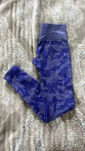 Yeoreo Seamless Leggings thumbnail 1