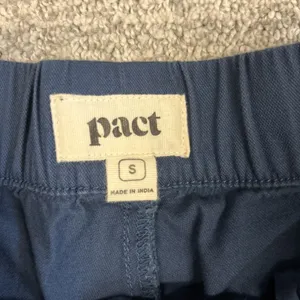 Pact Shorts Womens Small Navy Blue Stretch Organic Cotton Pockets Pull On thumbnail 2