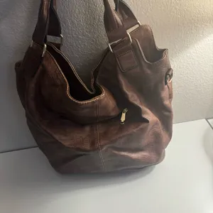 Brown Leather Purse with Detachable Shoulder Strap thumbnail 2