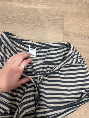 SHEIN shorts M thumbnail 2