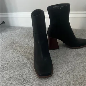 Wonderly Black Heeled Boots with Brown Block Heel thumbnail 2