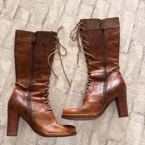 VTG Frye Villager Distressed Brown Leather Lace Up Heeled Boots Victorian Goth 9 thumbnail 2