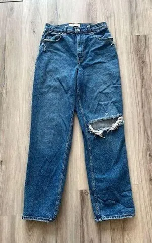 Abercrombie & Fitch 30/10 Curve Love The 90's Straight Ultra High Rise Jeans thumbnail 1