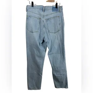 Abercrombie & Fitch 90s Straight Ultra High Rise Jeans Women’s‎ Size 30 / 10 thumbnail 3