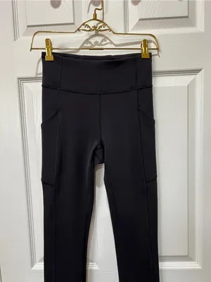 Lululemon Invigorate High-Rise Legging Pants Crop 23" Size 4 Black thumbnail 4