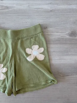 Blue Blush Knit Olive Green Flower Shorts thumbnail 2
