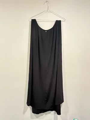 Biosphere Maxi Dress Black in size large thumbnail 8