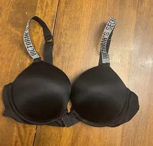 Victoria's Secret Bombshell Bra thumbnail 1