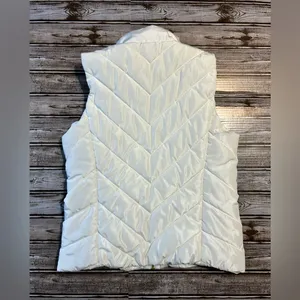Michael Kors White Quilted Classic Layer Vest Size Medium thumbnail 2