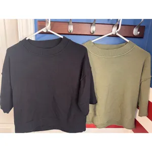 Lot of 2 Cropped Short‎ Sleeve Sweaters Women's XS/S Black & Green Lightweight thumbnail 5