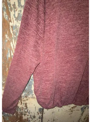 Roommates women's hoodie, size medium Red thumbnail 4