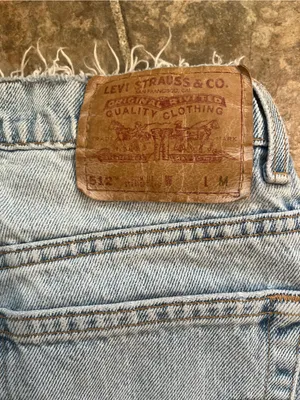 Vintage Levi’s 512 Slim Fit Straight Leg Jeans Light Wash Raw Hem Size 8 Reg GUC thumbnail 7