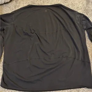 Lululemon Black Long Sleeve thumbnail 2