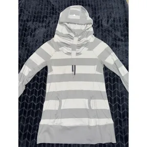Lululemon Women's Hoodie Sweatshirt Gray White Striped COWL Size 8 thumbnail 2