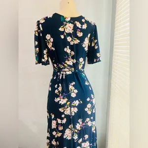 Cotton Candy Floral Print Dress Size L Great Condition thumbnail 10