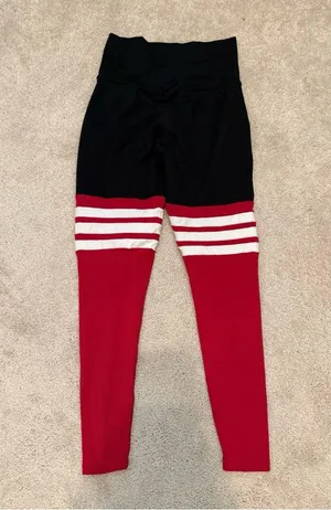 Bombshell Sportswear Leggings! thumbnail 2