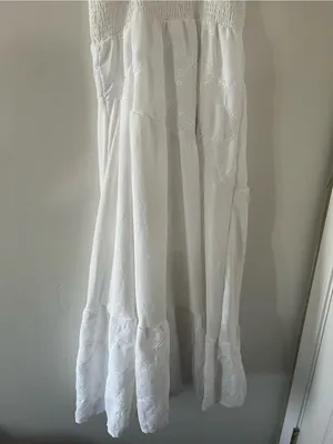 White Eyelet Smocked Tiered Maxi Dress Large Coastal Euro Summer Beach Resort thumbnail 10