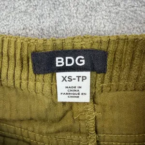 BDG Women's X-Small Olive Green Corduroy Mini Skirt Frayed Pockets thumbnail 5