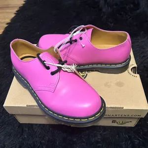 Dr Martens 1461 pink Leather lace up Oxford shoes women’s 7 new thumbnail 8