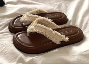 Women’s summer flat flip flop with fringe thumbnail 1