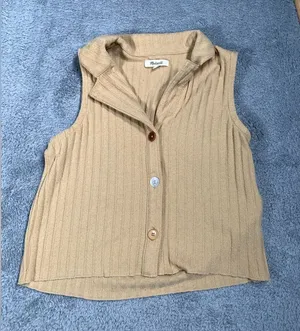 Madewell Sleeveless Ribbed Button-Up Knit Top in Beige small thumbnail 1