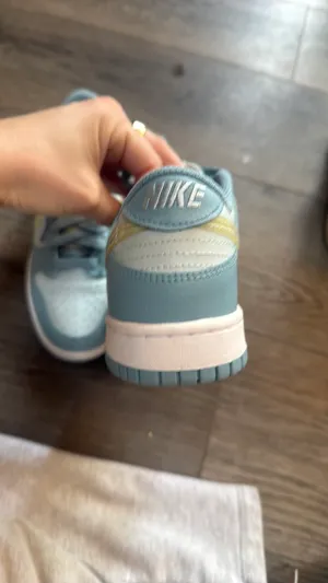 Nike Dunk Low thumbnail 2