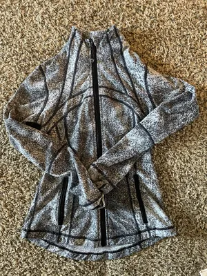 Lululemon Define Jacket thumbnail 1