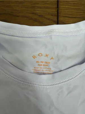 NWOT Roxy White Long-Sleeve Swim Shirt Sun Protection thumbnail 3