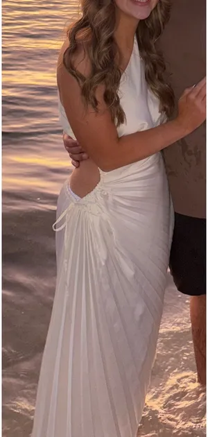 Long cream colored dress White Size M thumbnail 6