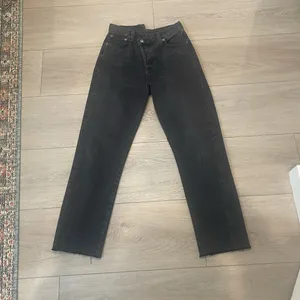 AGOLDE Black Criss Cross Jeans Size 23 thumbnail 10