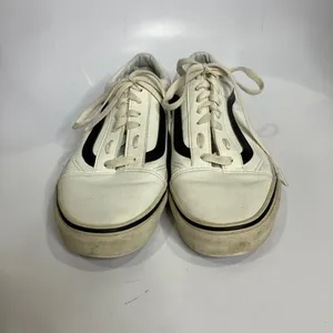 Vans white leather sneakers skateboarding punk unisex sizing‎ women's 10 men 8.5 thumbnail 2