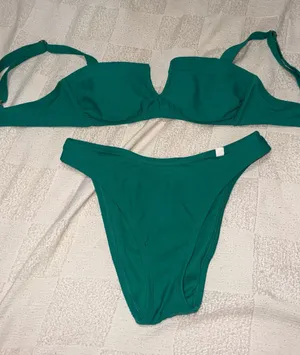 Shade & Shore Teal Green Underwire Bikini Set thumbnail 1