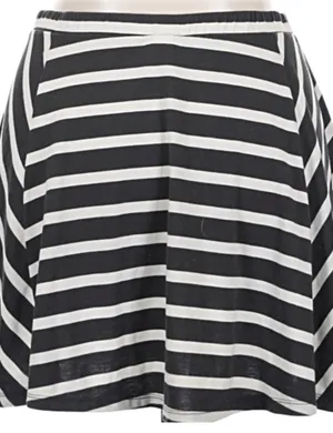 Mossimo Supply Co. Black & White Striped Skater Skirt thumbnail 6