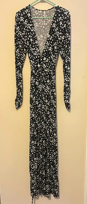 Free People Long Sleeve V-Neck Wrap Maxi Dress Animal Print Size 6 thumbnail 1