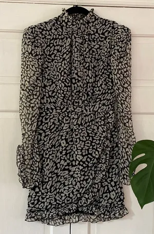 Topshop Animal Print Leopard Cheetah Dress Long Sleeves‎ Ruffle Collared Size 2 thumbnail 1