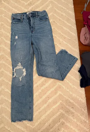 Abercrombie 90s High-Rise Jeans Straight thumbnail 1