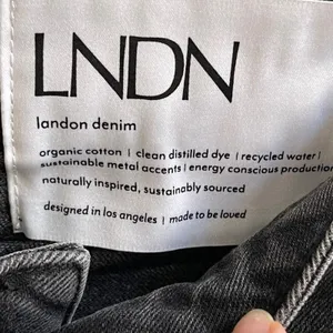 LNDN Denim Flare Jeans Womens 24 Black Vintage Wash‎ Sustainable High Rise NWT thumbnail 4
