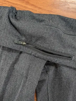 Lululemon Gray Textured Leggings Pants Size 6 thumbnail 3