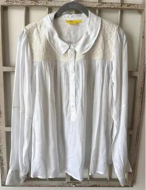 Roller Rabbit White Embroidered Yoke Peter‎ Pan Collar Viscose Blouse Small thumbnail 1