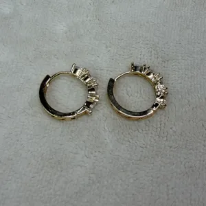 Florentine Huggie Hoop Earrings Gold thumbnail 8
