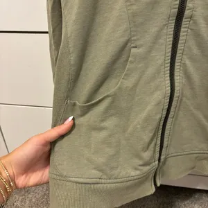 Lululemon On The Daily Hoodie Heathered Fatigue Fog thumbnail 7
